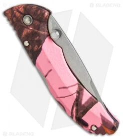Buck Knives Buck Bantam BBW Lockback Knife Pink Mossy Oak Camo (2.75" Satin) 0284CMS10 -Buck Knives Buck Bantam pink mossy oak camo satin BHQ 12358 er side